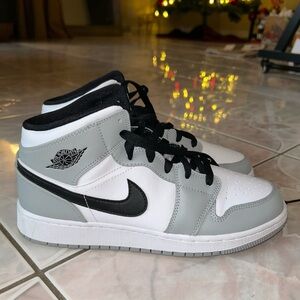 Gray and Black Jordan 1’s taking best offers!!